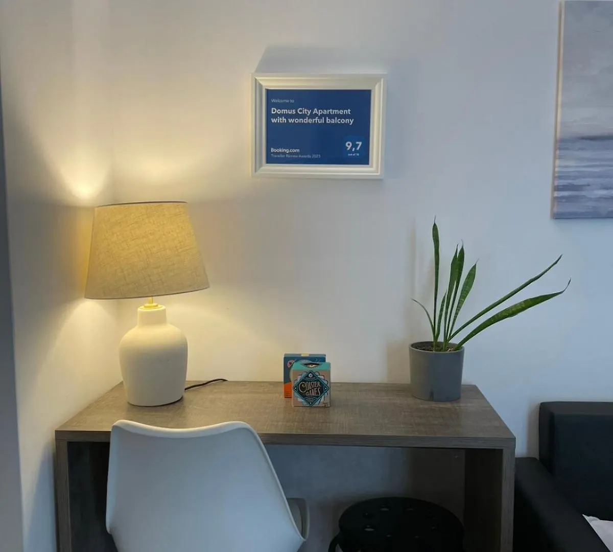 Domus City Apartment With Wonderful Balcony سالونيك اليونان